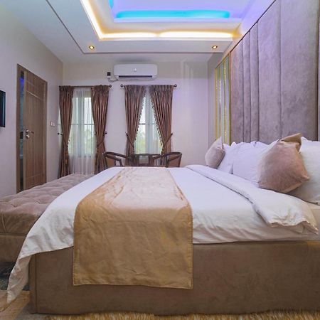God'S Touch Apartments Signature Lagos Eksteriør bilde