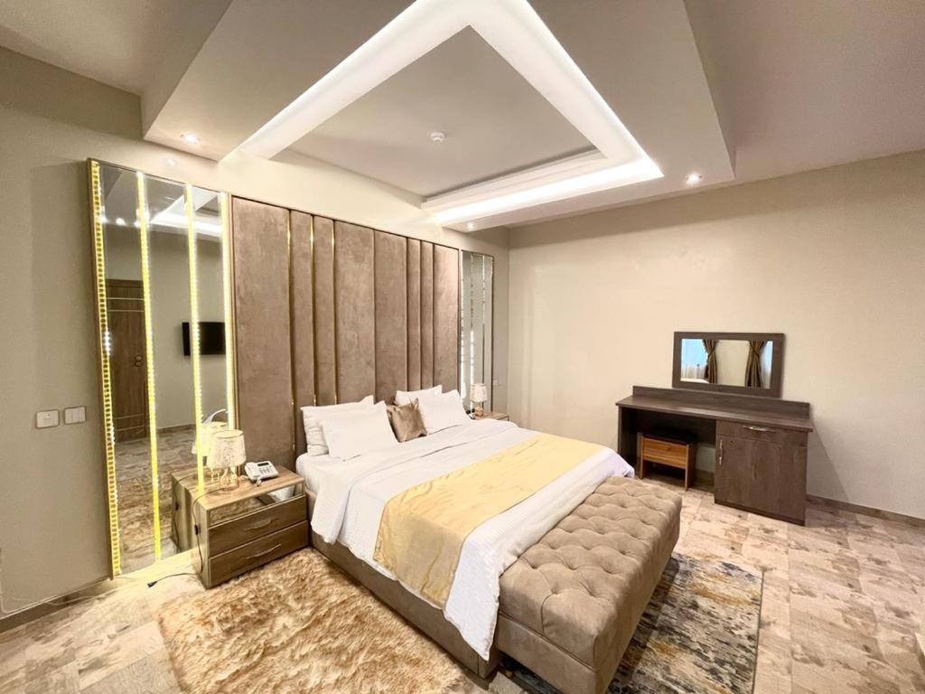 God'S Touch Apartments Signature Lagos Eksteriør bilde