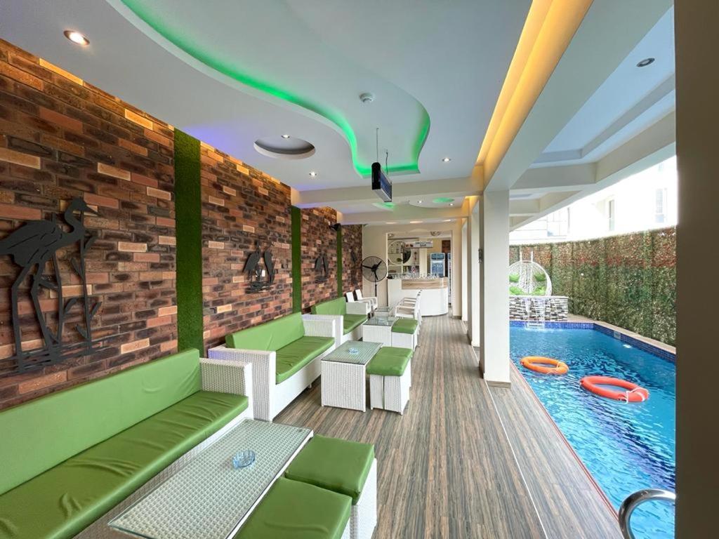 God'S Touch Apartments Signature Lagos Eksteriør bilde