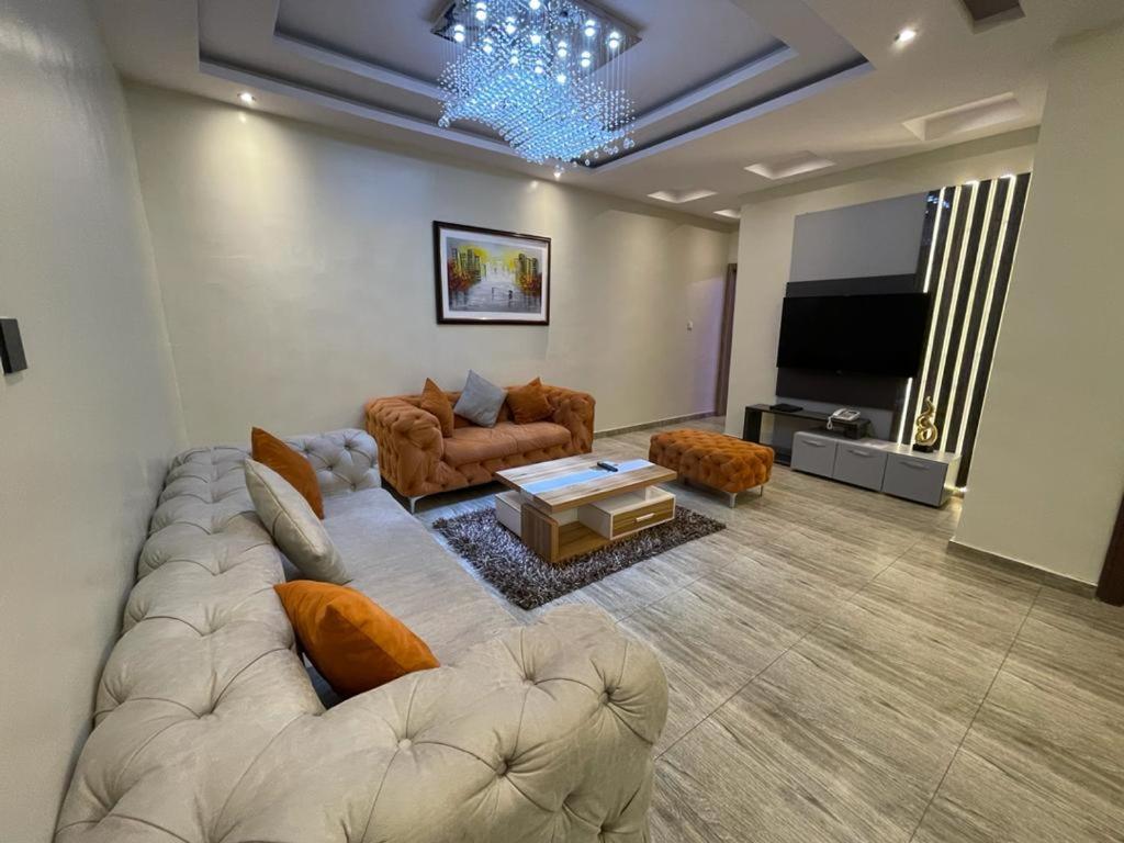 God'S Touch Apartments Signature Lagos Eksteriør bilde