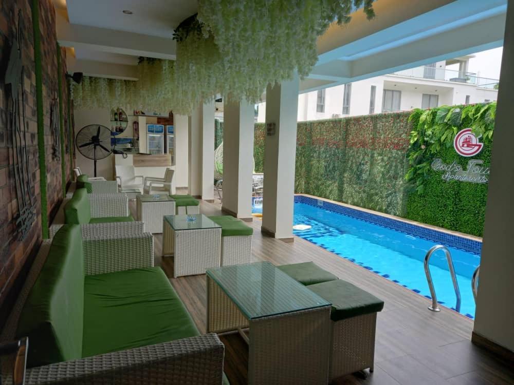 God'S Touch Apartments Signature Lagos Eksteriør bilde