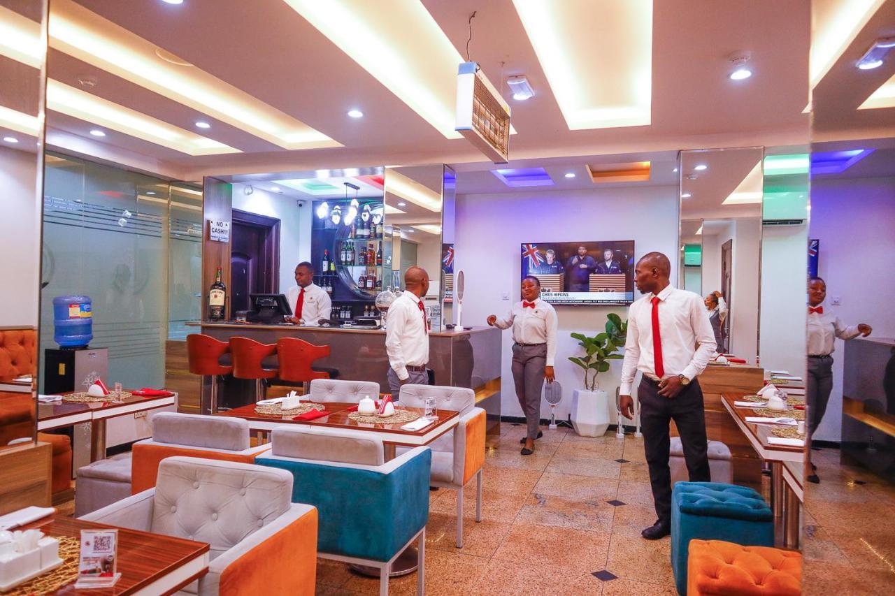 God'S Touch Apartments Signature Lagos Eksteriør bilde